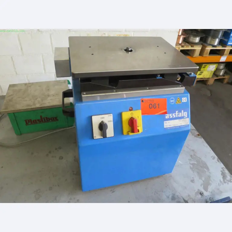 Máquinas-ferramentas e máquinas para trabalhar chapas metálicas<br> no domínio da engenharia mecânica e do fabrico por encomenda-1