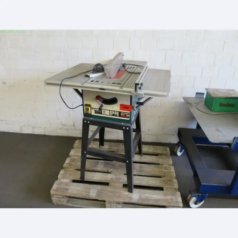 Tooling machines and sheet metal machines out of the sector engineering and contract manufacturing.
-1