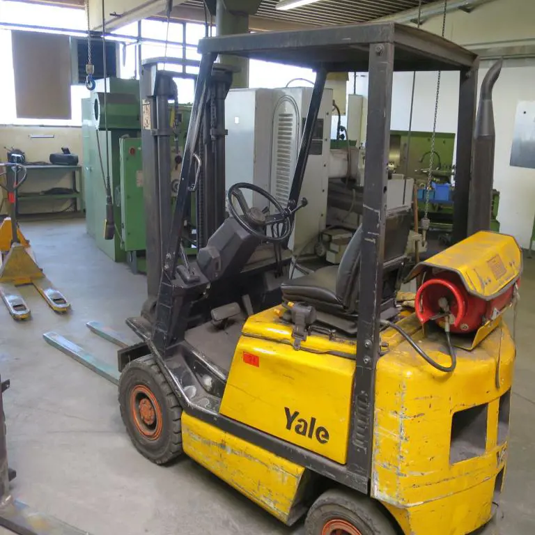 Gas forklift truck Yale TFG15