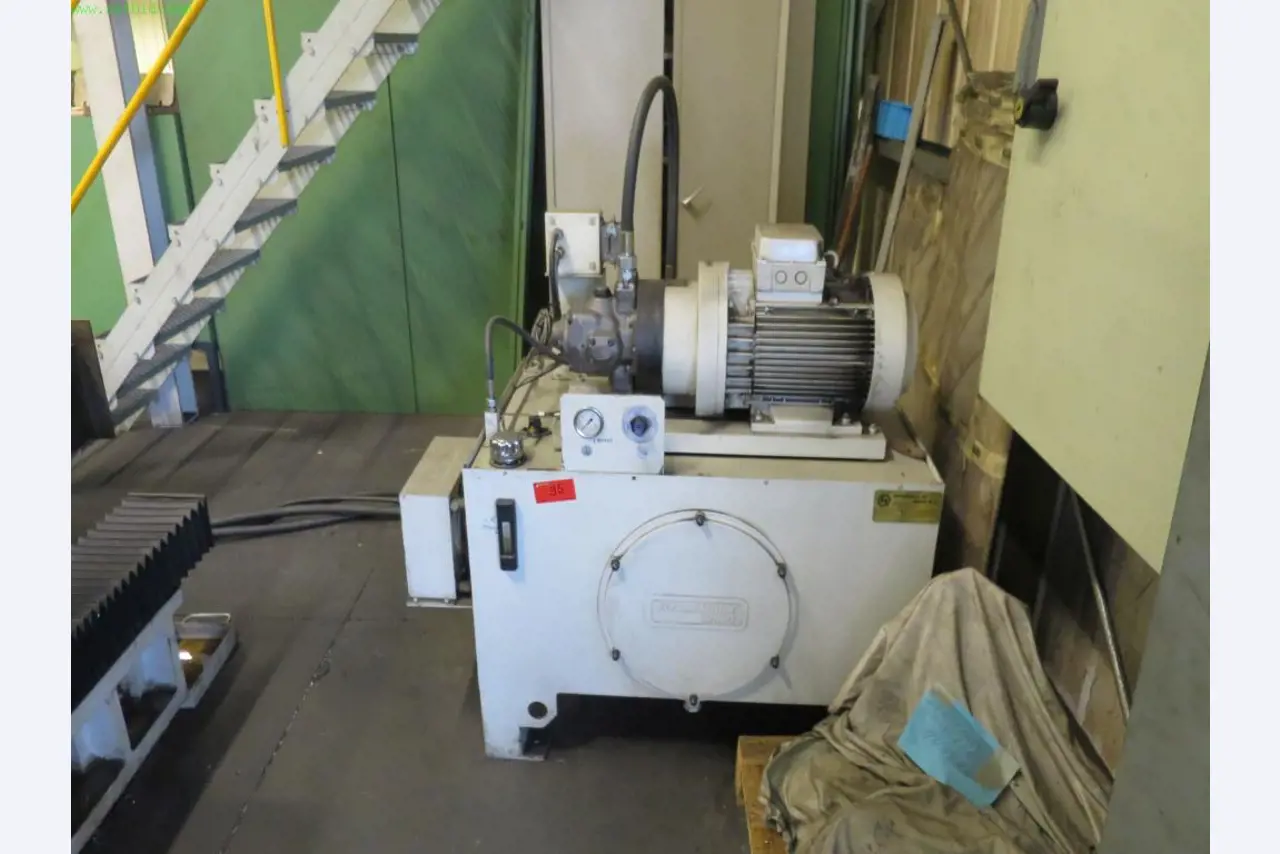 Máquinas-ferramentas e máquinas para trabalhar chapas metálicas<br> no domínio da engenharia mecânica e do fabrico por encomenda-8