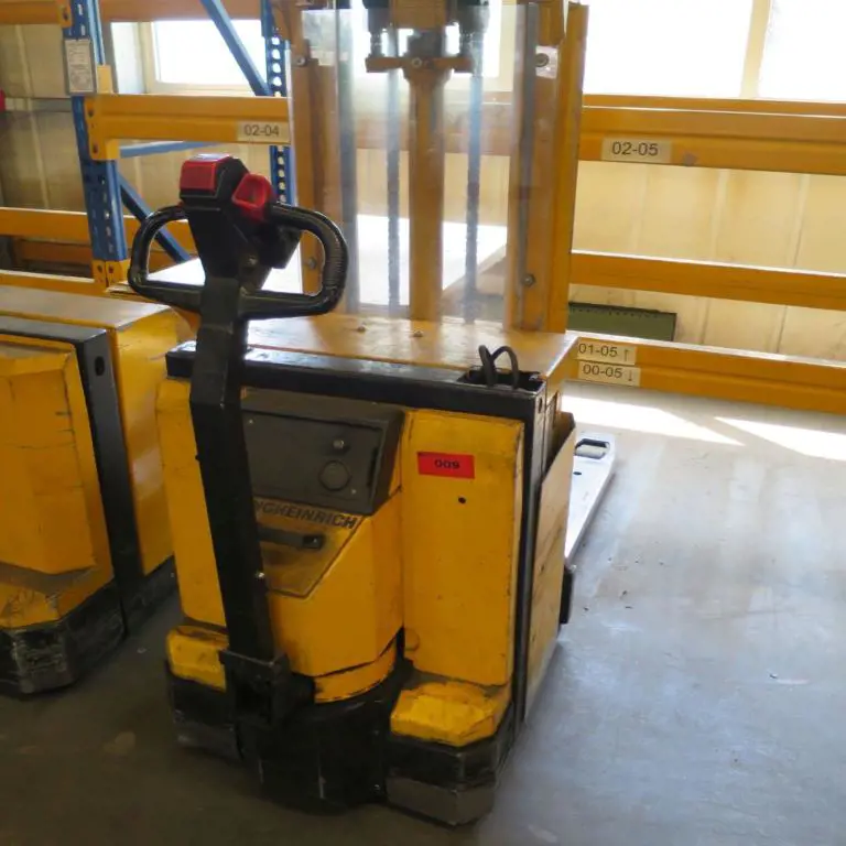 Electric pedestrian stacker Jungheinrich