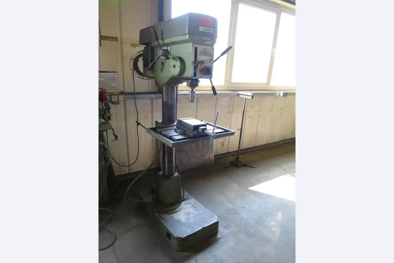 Tooling machines and sheet metal machines out of the sector engineering and contract manufacturing. 
-1