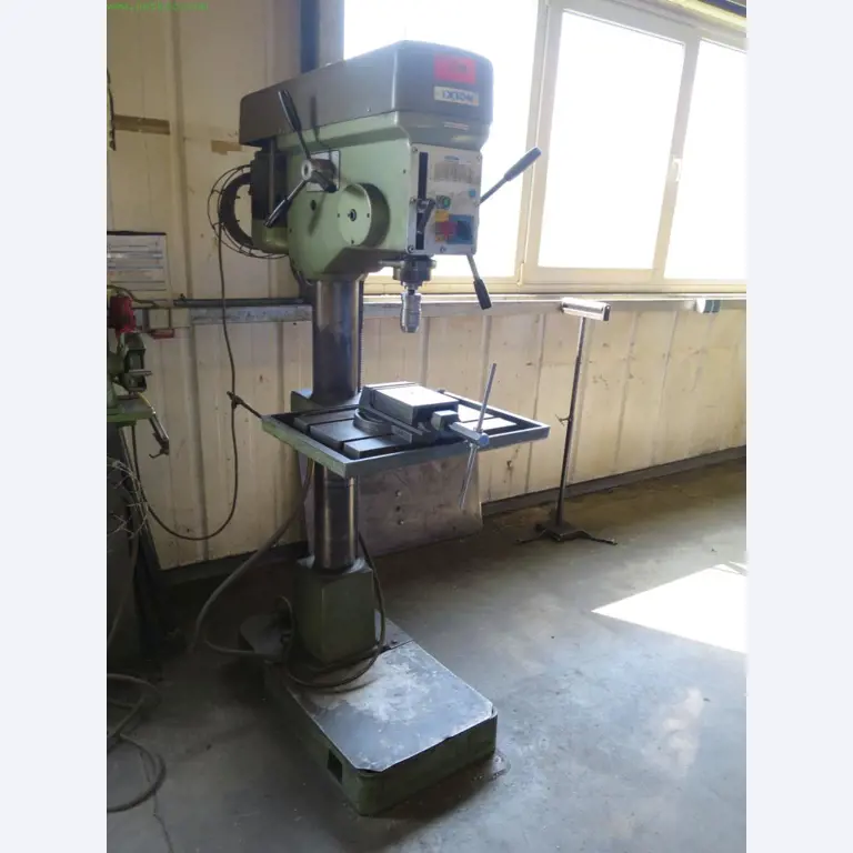 Tooling machines and sheet metal machines out of the sector engineering and contract manufacturing. 
-1