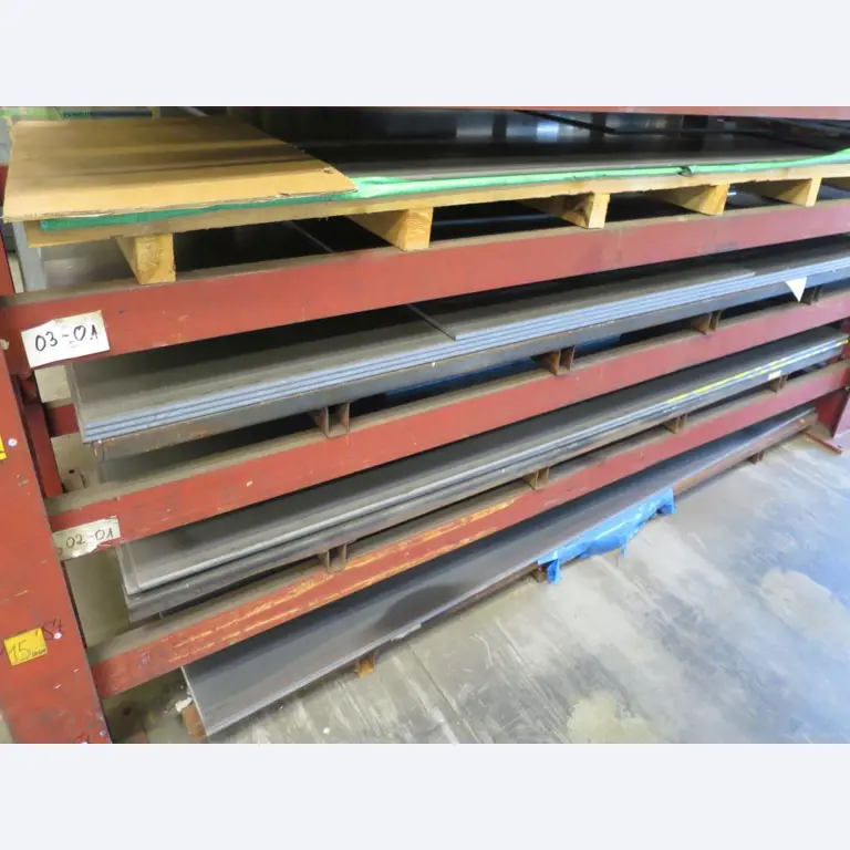 Máquinas-ferramentas e máquinas para trabalhar chapas metálicas<br> no domínio da engenharia mecânica e do fabrico por encomenda-2