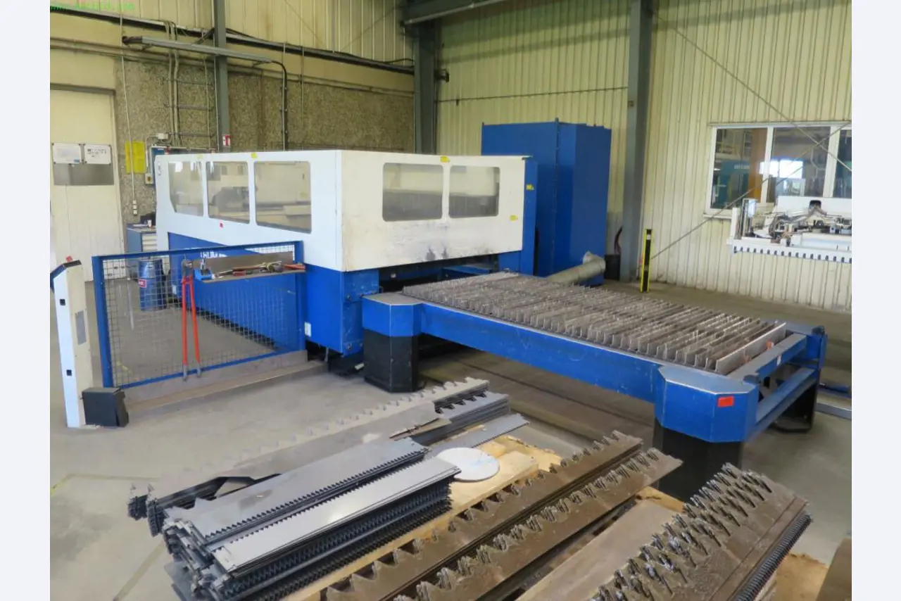 Máquinas-ferramentas e máquinas para trabalhar chapas metálicas<br> no domínio da engenharia mecânica e do fabrico por encomenda-2