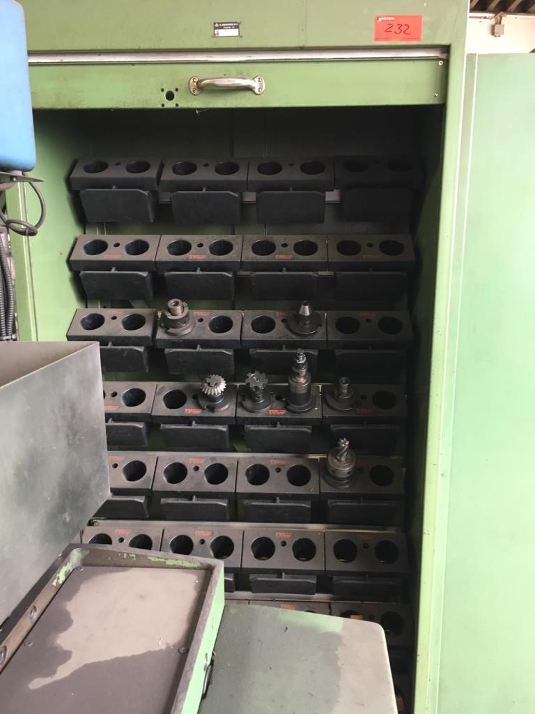 Werkzeug-&  Blechbearbeitungsmaschinen<br>aus dem Bereich Maschinenbau und<br>Lohnfertigung-2