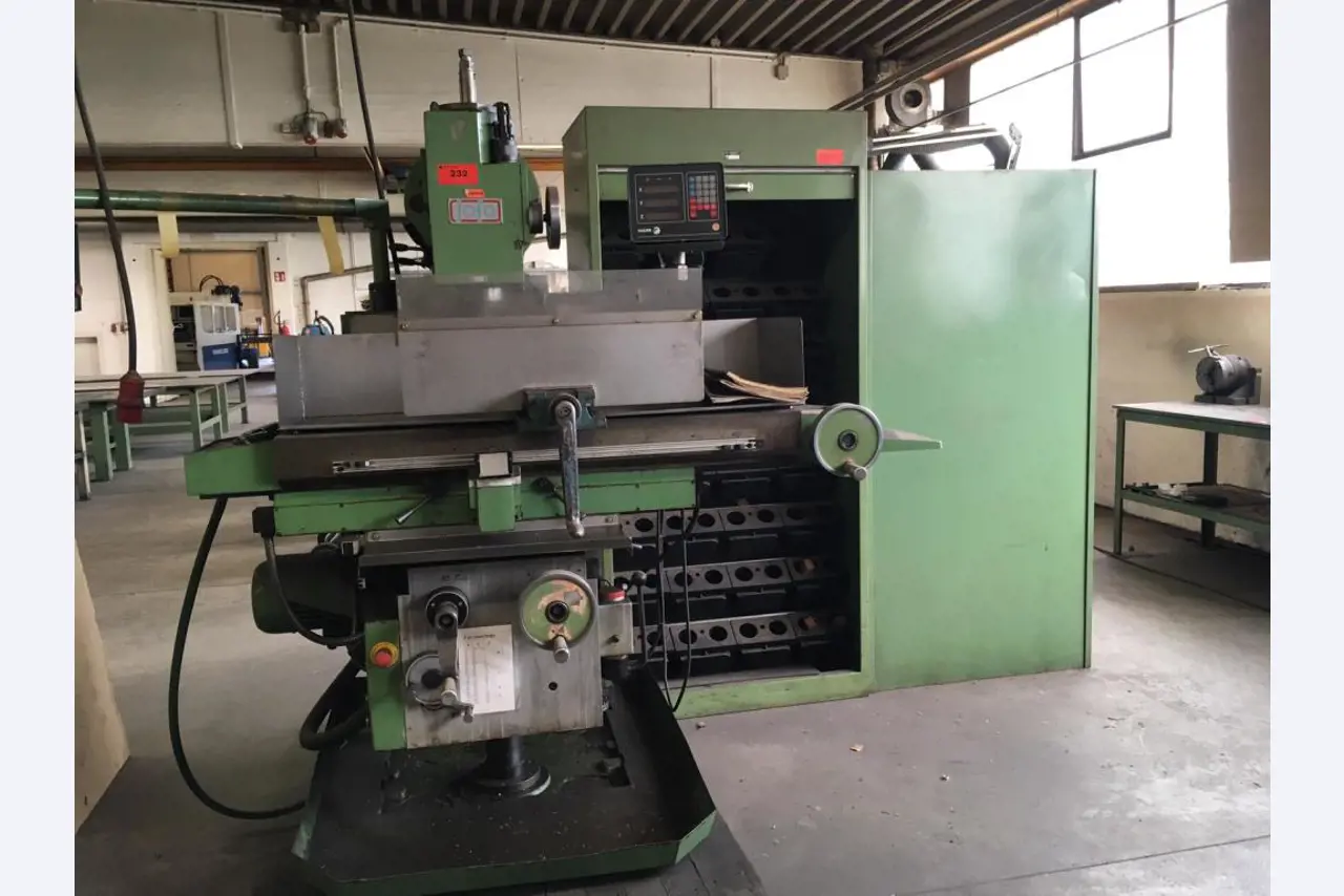 Máquinas-ferramentas e máquinas para trabalhar chapas metálicas<br> no domínio da engenharia mecânica e do fabrico por encomenda-6