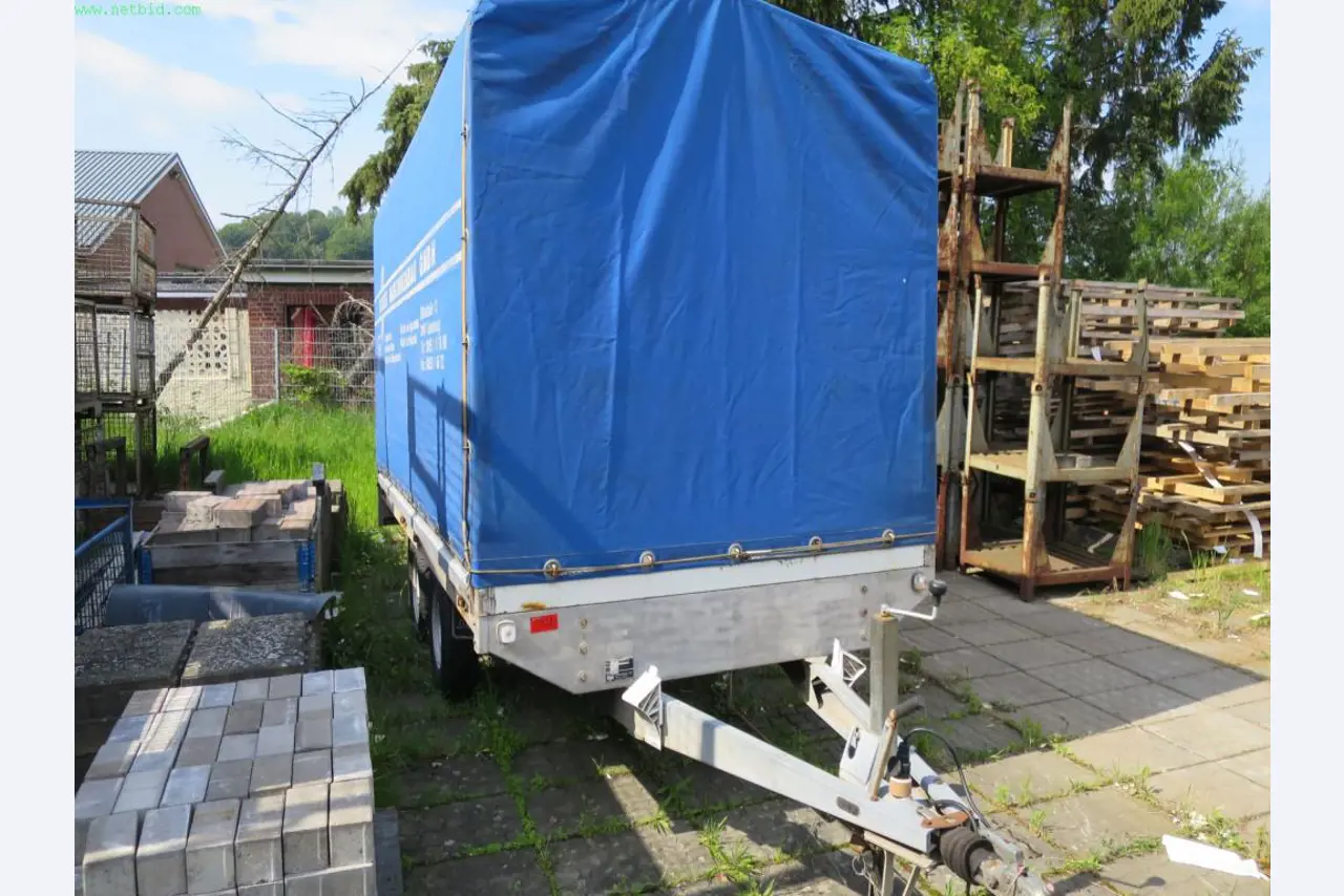 Máquinas-ferramentas e máquinas para trabalhar chapas metálicas<br> no domínio da engenharia mecânica e do fabrico por encomenda-1