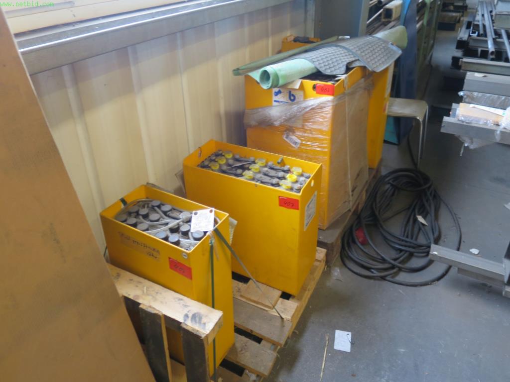 Werkzeug-&  Blechbearbeitungsmaschinen<br>aus dem Bereich Maschinenbau und<br>Lohnfertigung-2