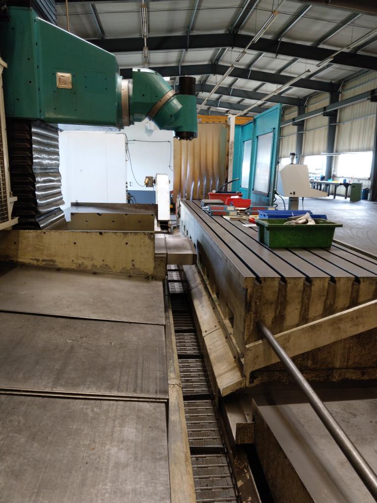 Werkzeug-&  Blechbearbeitungsmaschinen<br>aus dem Bereich Maschinenbau und<br>Lohnfertigung-9