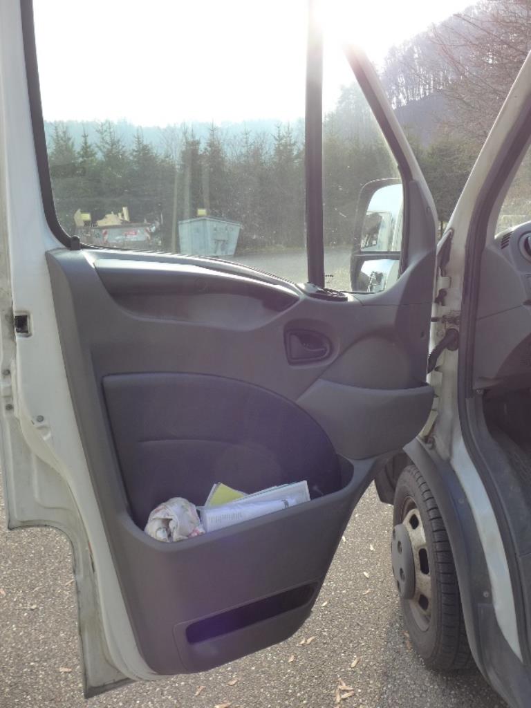 máquinas bem conservadas para a produção de mobiliário-6