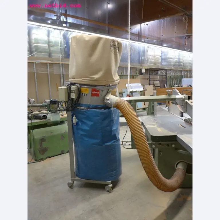 gepflegte Maschinen zur Herstellung von Möbeln-1