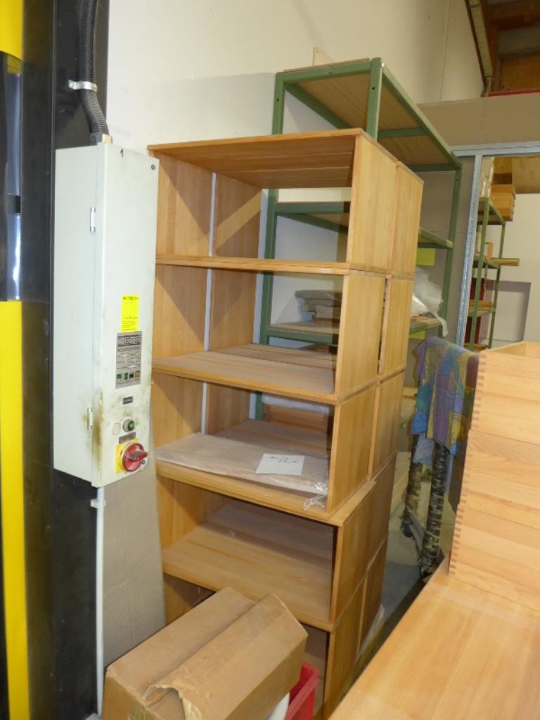 máquinas bem conservadas para a produção de mobiliário-12