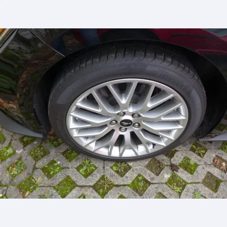 gepflegte Maschinen zur Herstellung von Möbeln-14