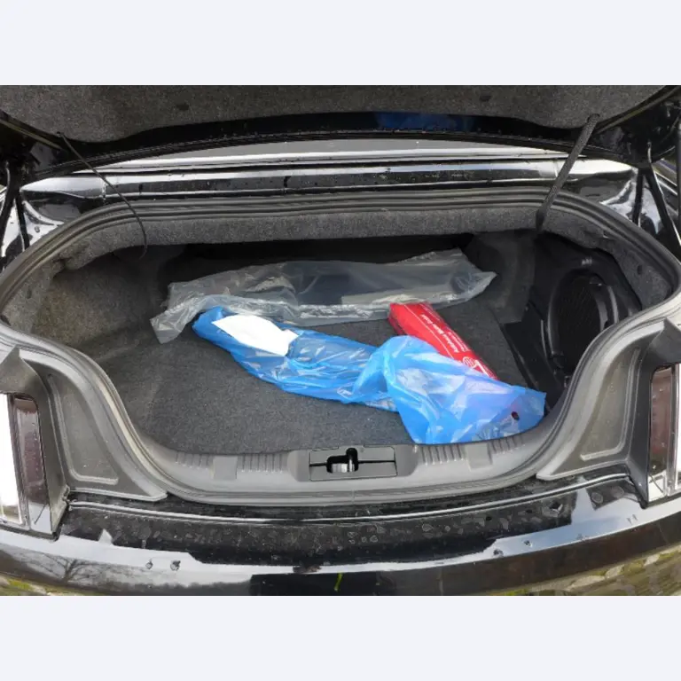 gepflegte Maschinen zur Herstellung von Möbeln-15