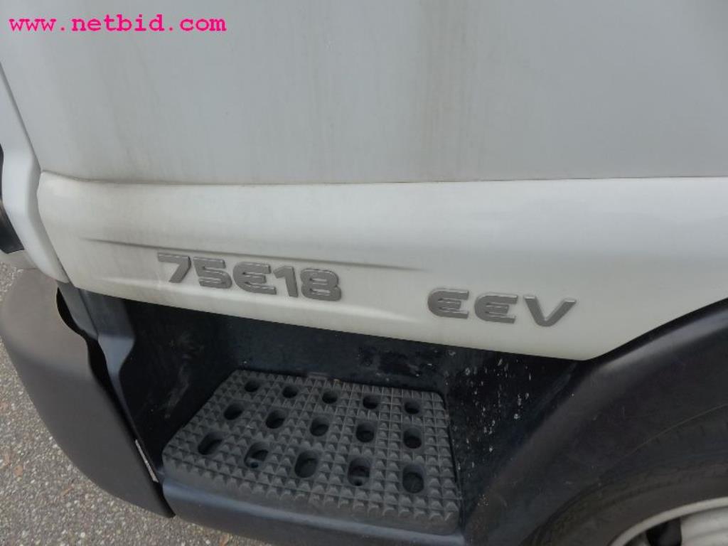 máquinas bem conservadas para a produção de mobiliário-15