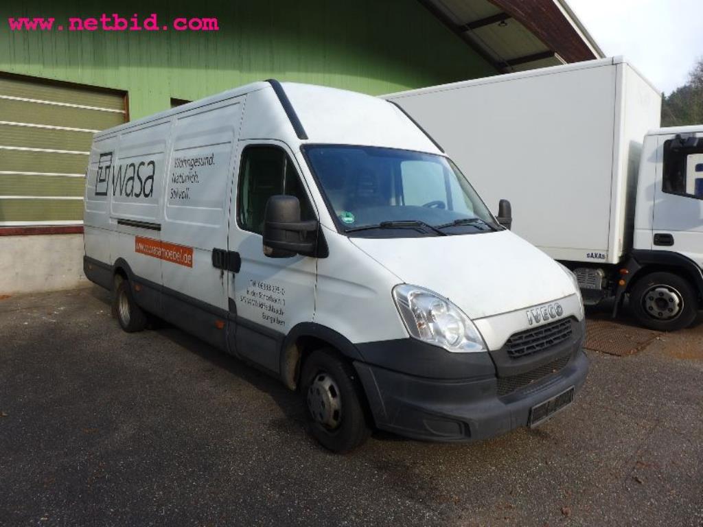 máquinas bem conservadas para a produção de mobiliário-13