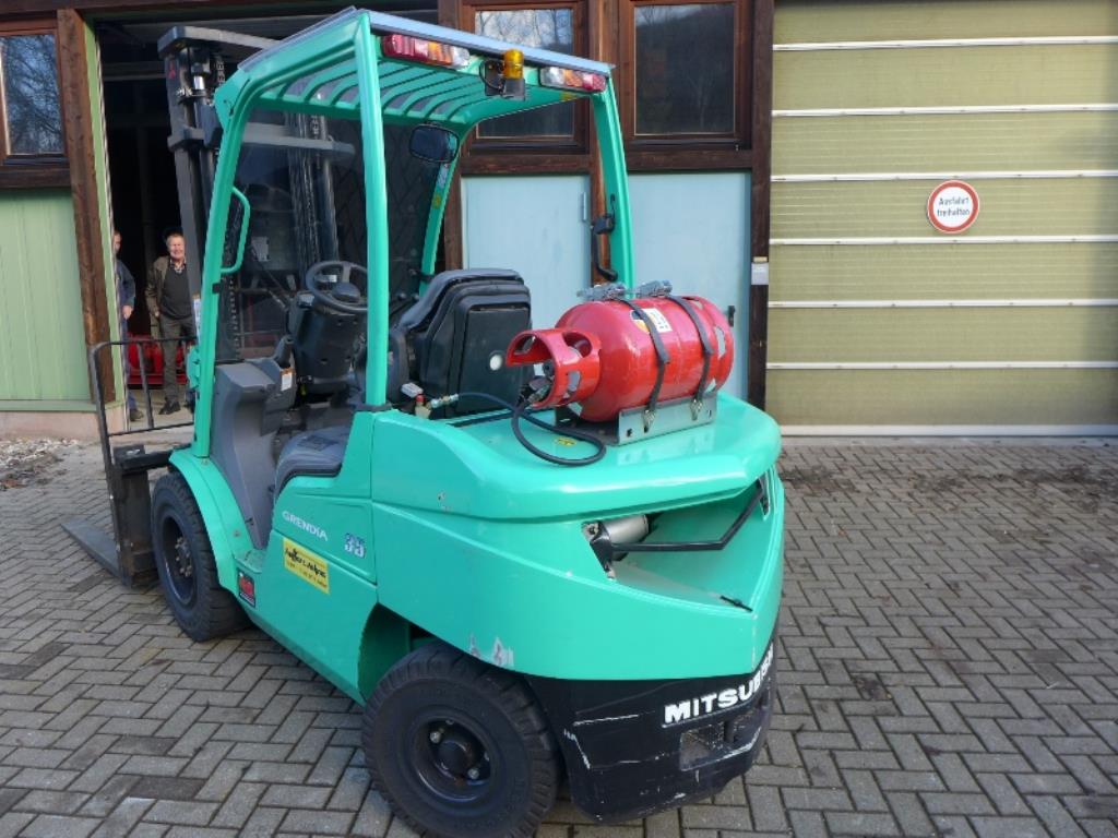 máquinas bem conservadas para a produção de mobiliário-3