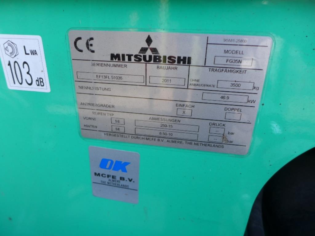 máquinas bem conservadas para a produção de mobiliário-7