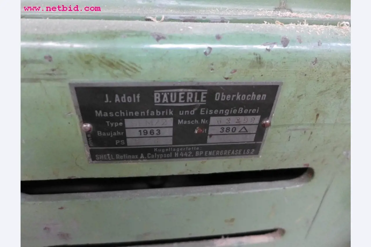 gepflegte Maschinen zur Herstellung von Möbeln-3