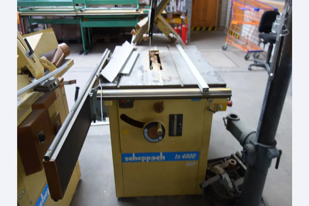 Betriebs- und Geschäftsausstattung einer Berufsbildungsstätte-1