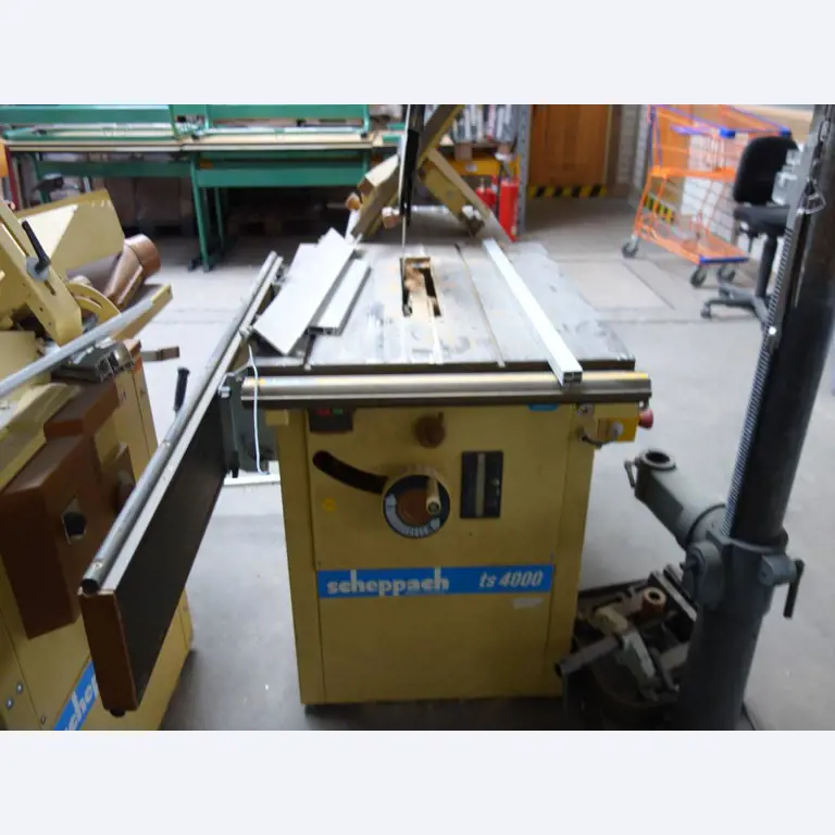 Betriebs- und Geschäftsausstattung einer Berufsbildungsstätte-1