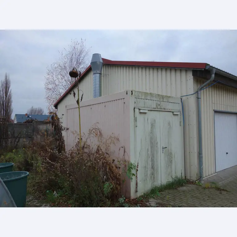 well-maintained machines and equipment of the job training center-1