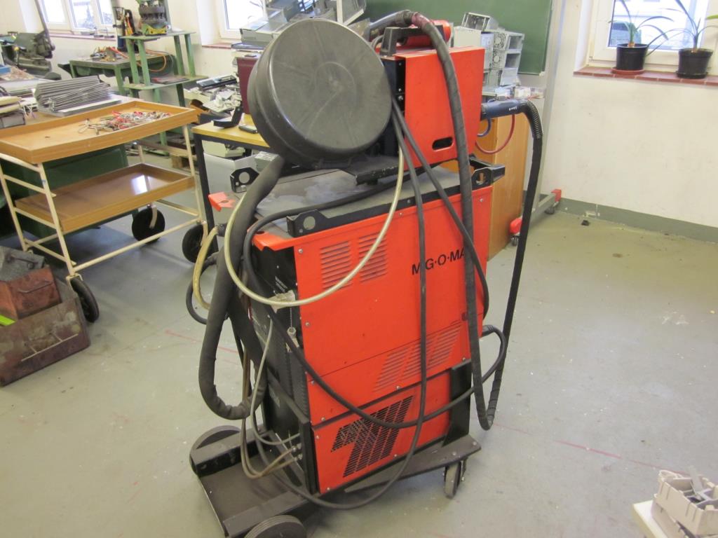 well-maintained machines and equipment of the job training center-4