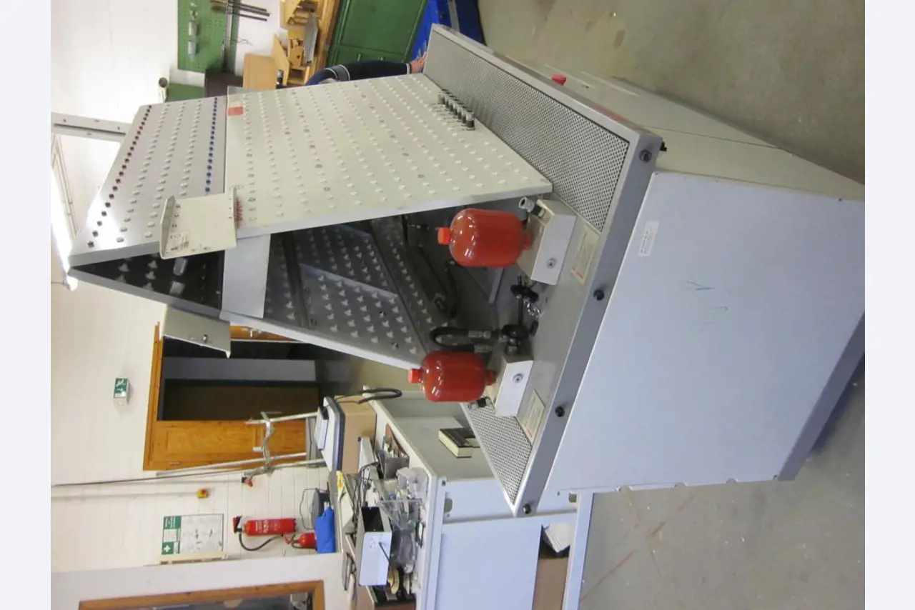 Betriebs- und Geschäftsausstattung einer Berufsbildungsstätte-5