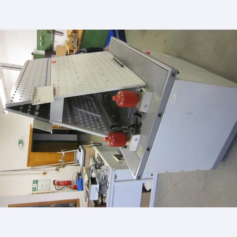 Betriebs- und Geschäftsausstattung einer Berufsbildungsstätte-5