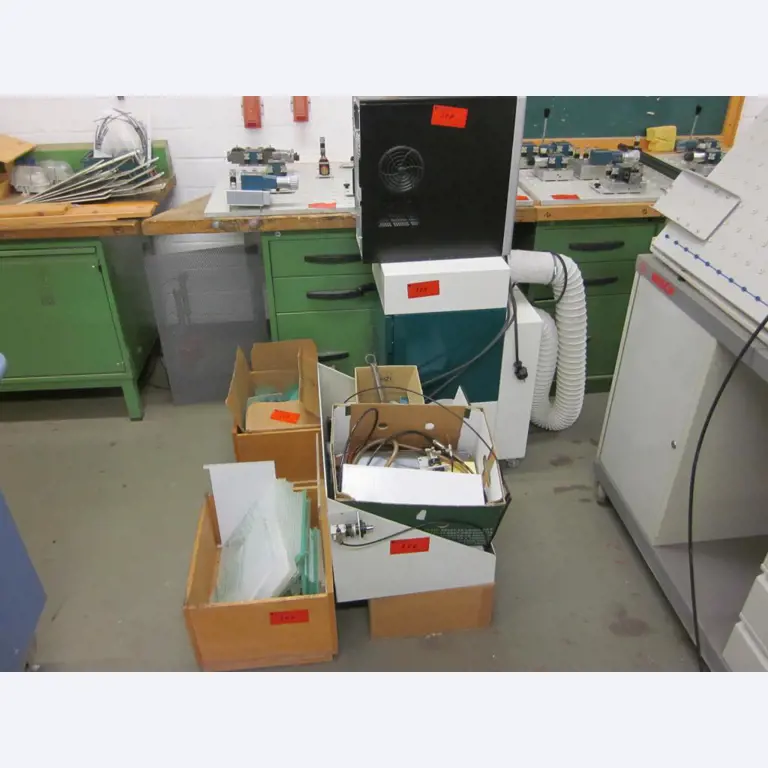 Betriebs- und Geschäftsausstattung einer Berufsbildungsstätte-4