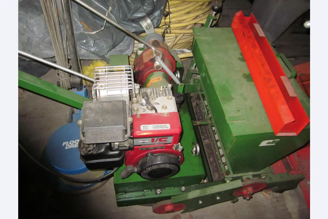 Betriebs- und Geschäftsausstattung einer Berufsbildungsstätte-2