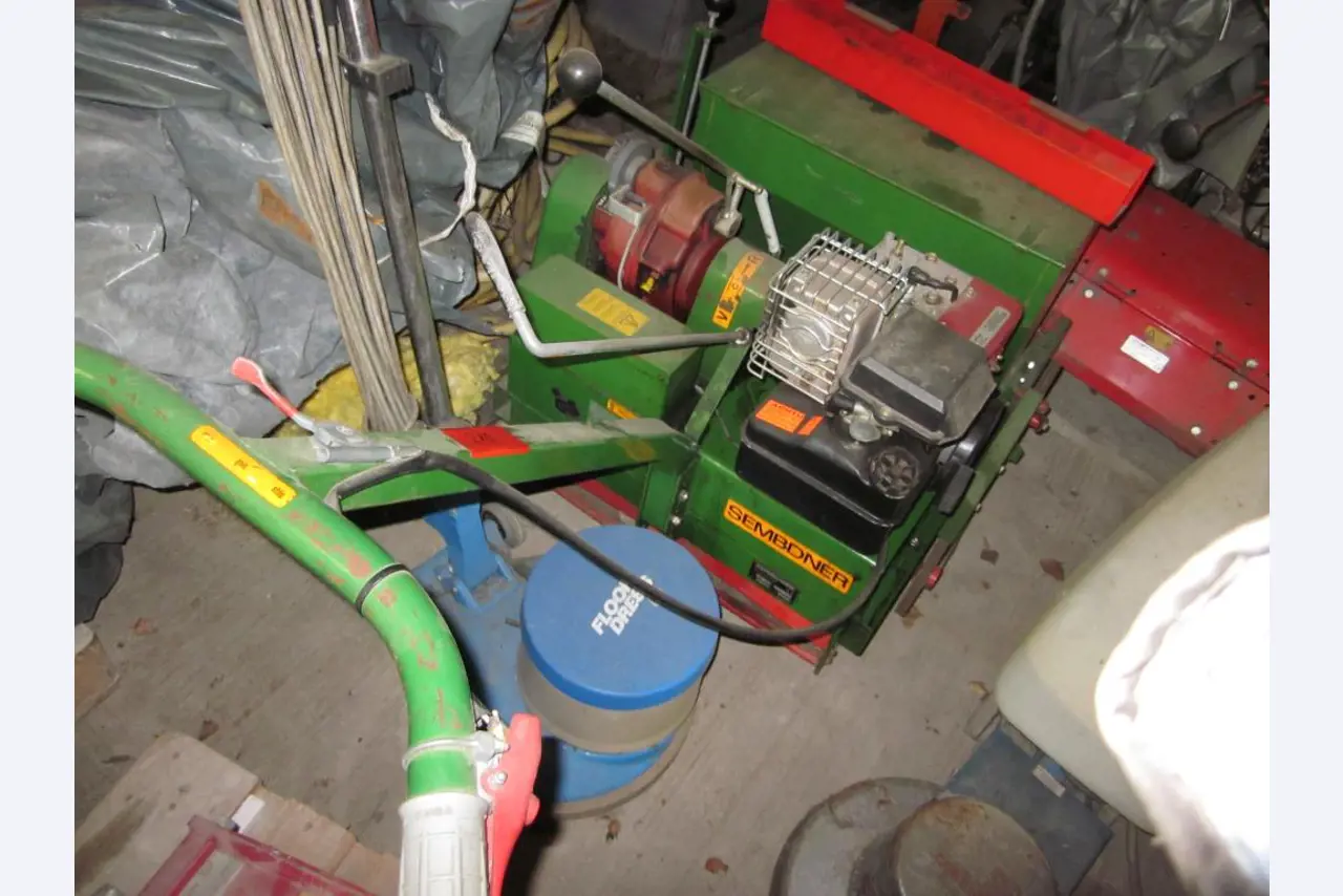 Betriebs- und Geschäftsausstattung einer Berufsbildungsstätte-3