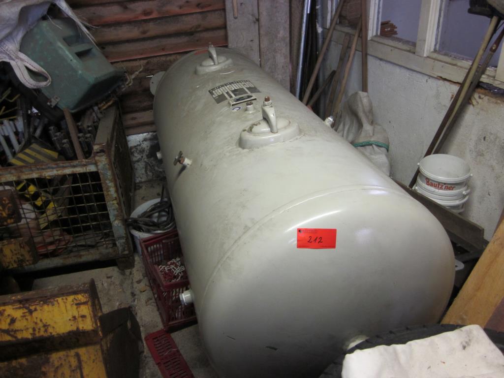 well-maintained machines and equipment of the job training center-4