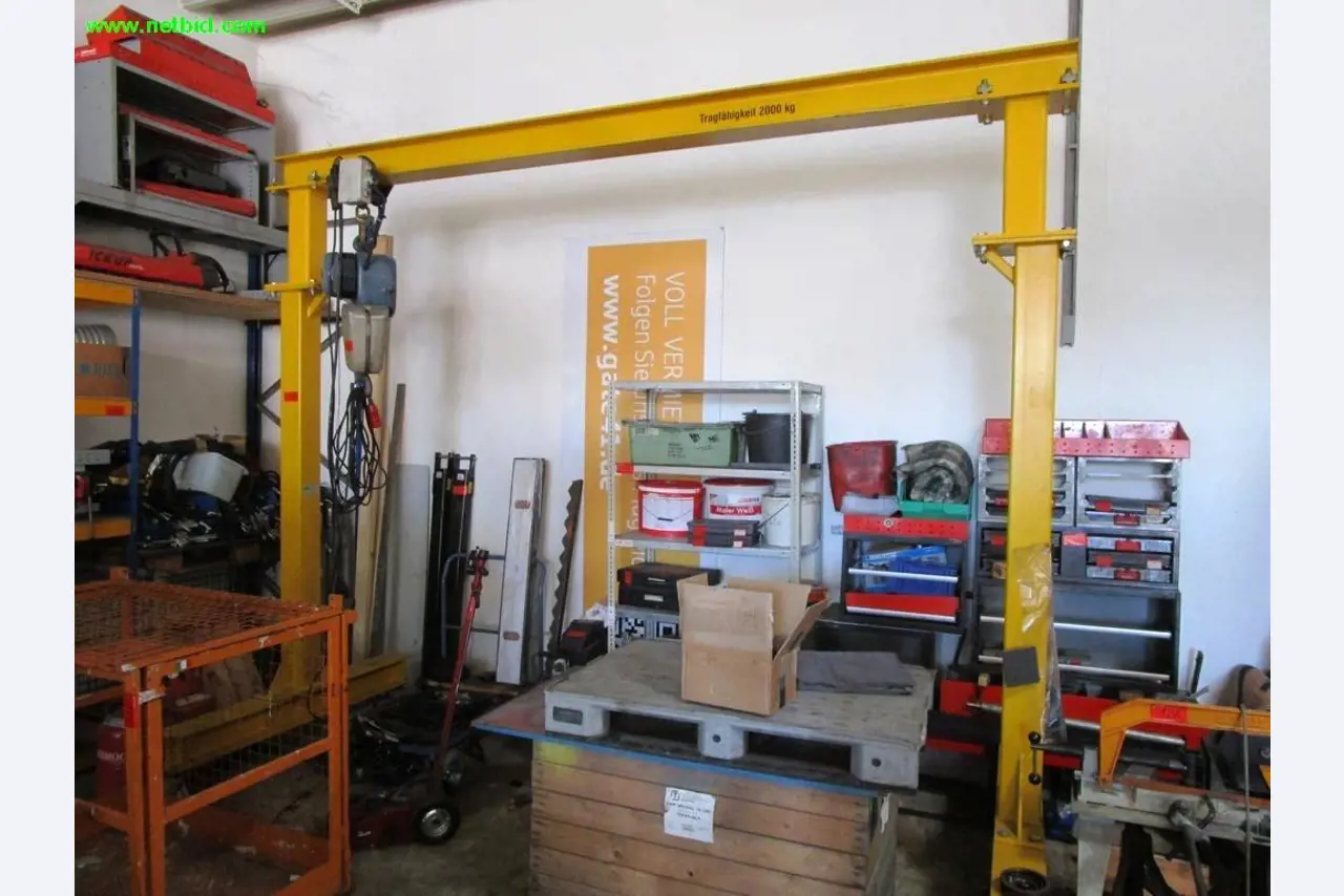 Camiões industriais, equipamento de oficina <br>e frota de veículos-1