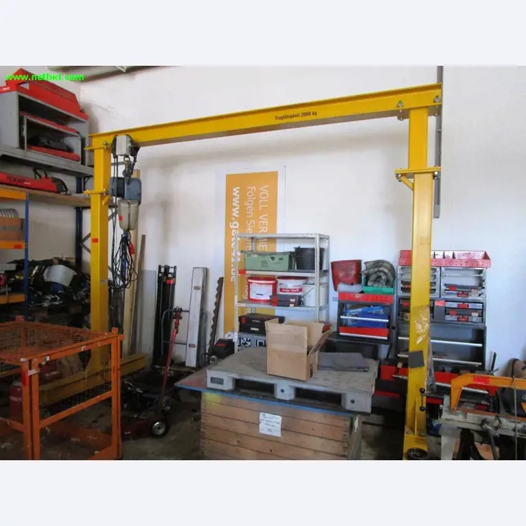 Camiões industriais, equipamento de oficina <br>e frota de veículos-1