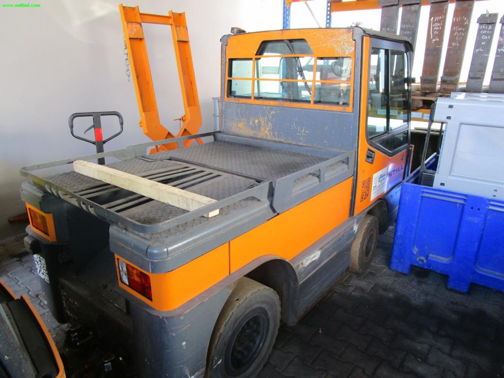 Camiões industriais, equipamento de oficina <br>e frota de veículos-1