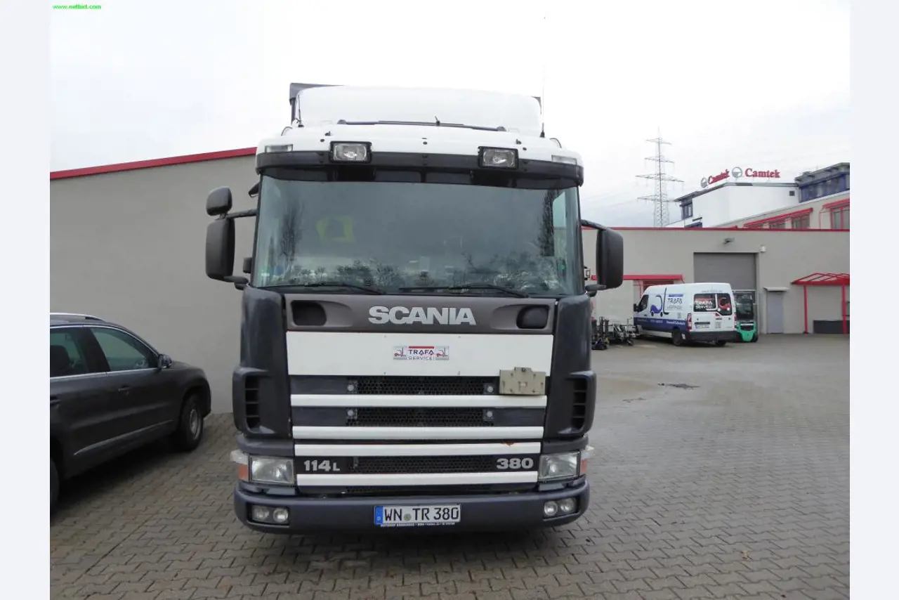 fork-lift trucks, workshop equipment and <br>vehicle fleet-3