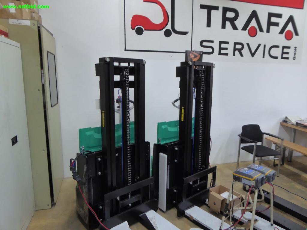 Camiões industriais, equipamento de oficina <br>e frota de veículos-1