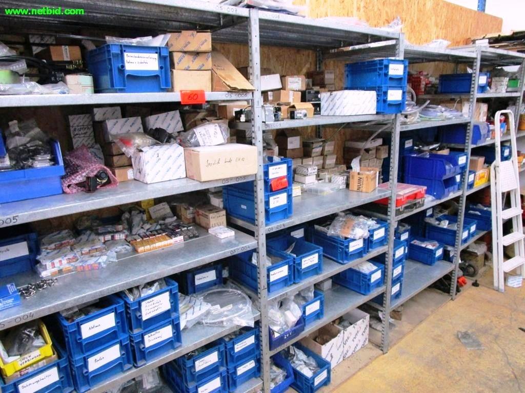 Camiões industriais, equipamento de oficina <br>e frota de veículos-1