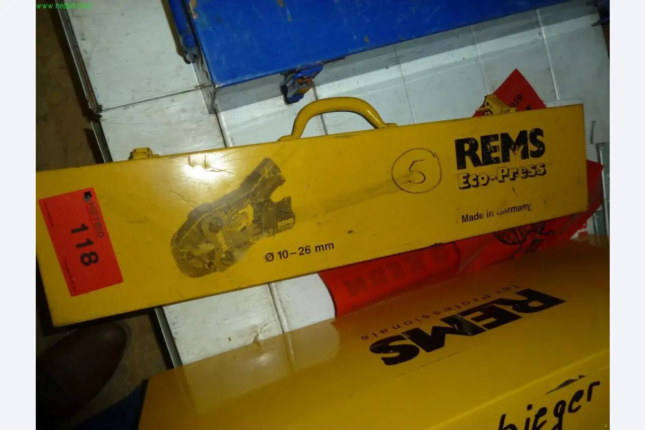 heating engineering and installation of the photovoltaic and solar thermic sector as well as vehicles-2