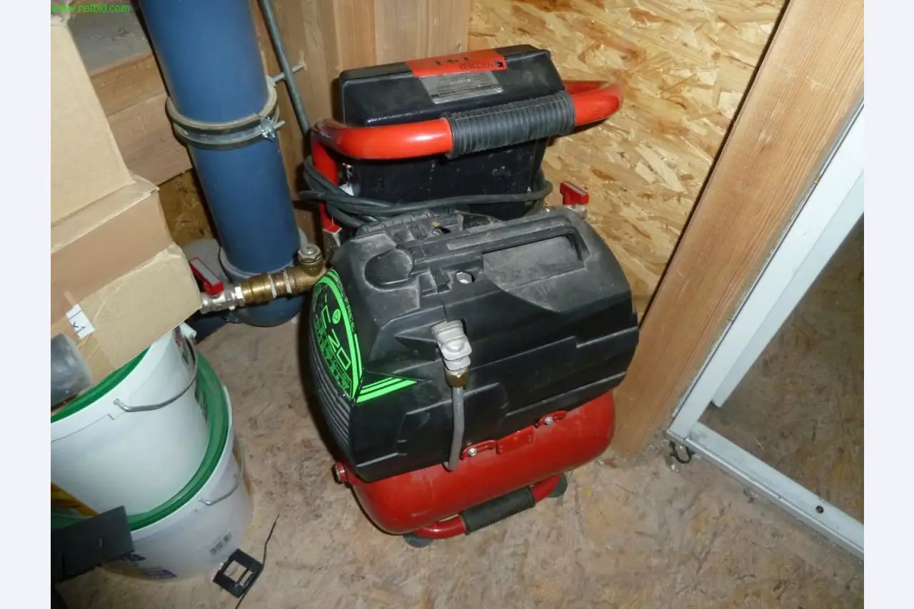 Maschinen und Fahrzeuge aus dem Bereich Heizungsbau, Installationsbetrieb,<br>Photovoltaik, Solarthermie-2