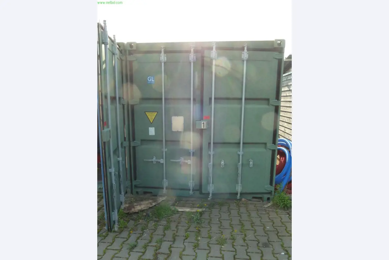 Machines et véhicules du domaine de la construction de chauffage, entreprise d'installation,<br>Photovoltaïque, thermie solaire-2