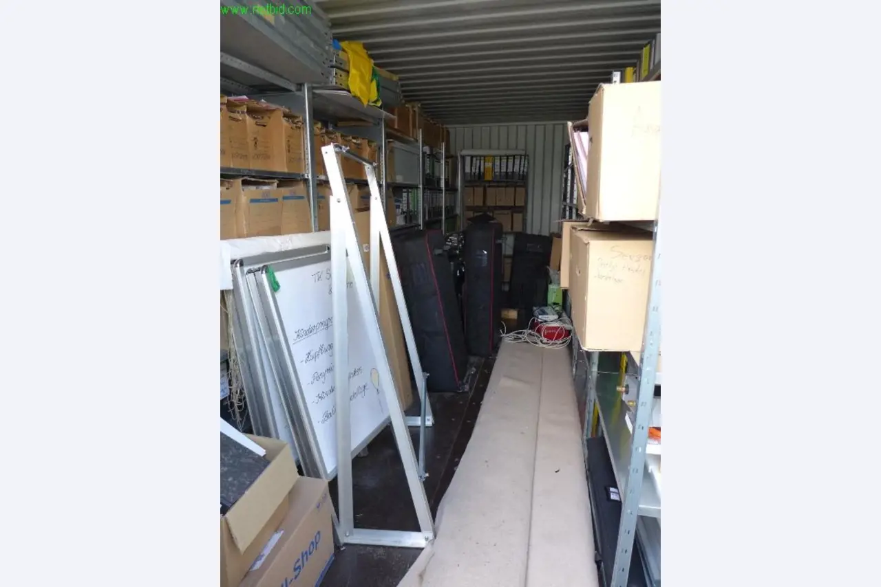 Machines et véhicules du domaine de la construction de chauffage, entreprise d'installation,<br>Photovoltaïque, thermie solaire-3
