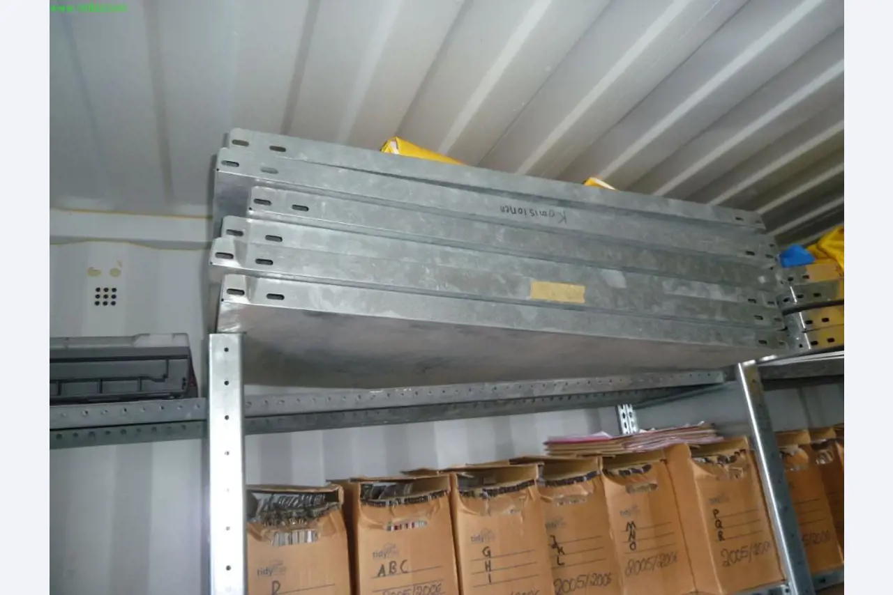 Machines et véhicules du domaine de la construction de chauffage, entreprise d'installation,<br>Photovoltaïque, thermie solaire-6