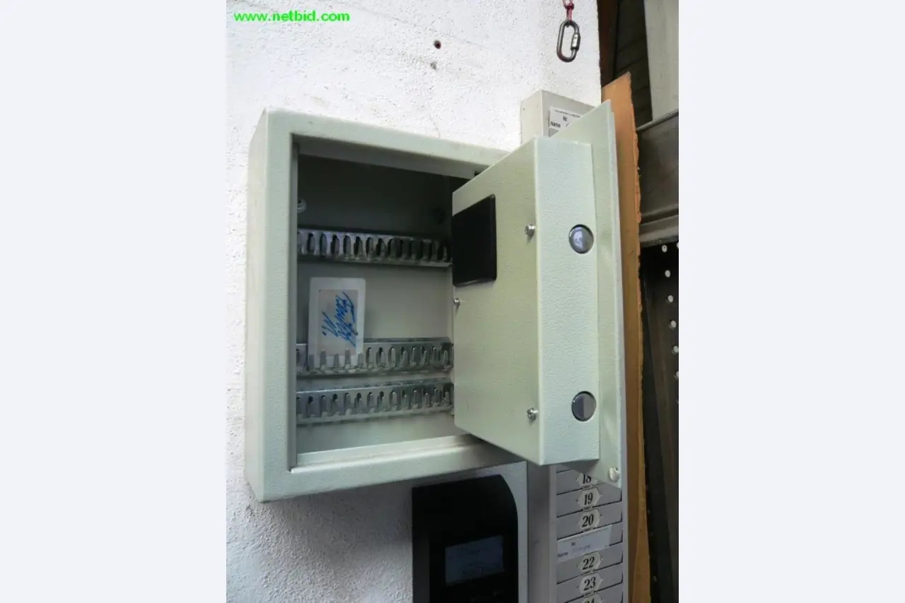 extensive batch of event technology - sound, light and video equipment-2