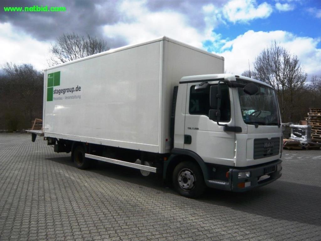 vaste lot de technique événementielle<br> - son, lumière et vidéo-2