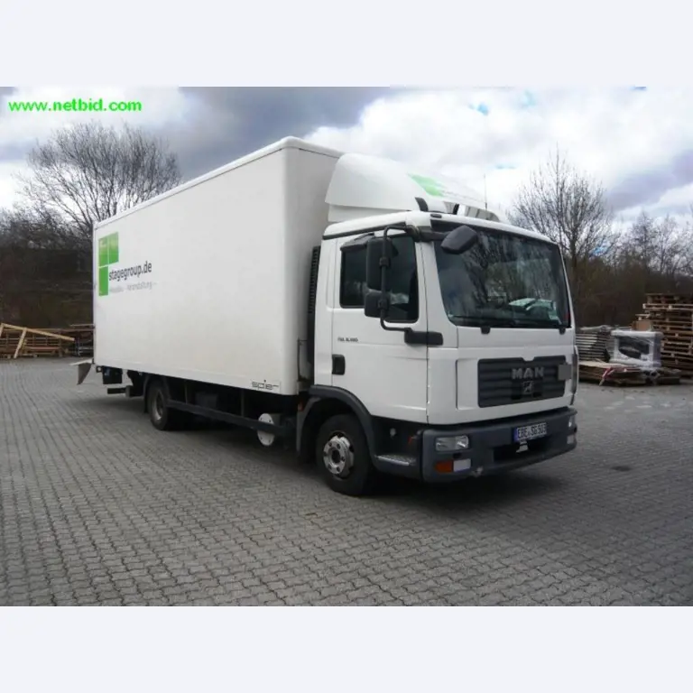 extensive batch of event technology - sound, light and video equipment-2