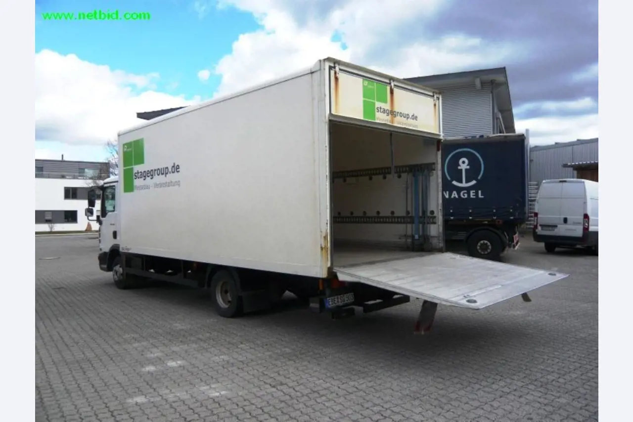 extensive batch of event technology - sound, light and video equipment-5