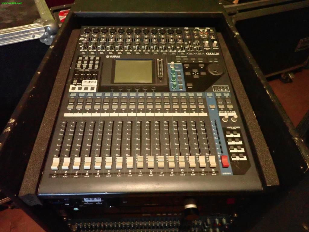 extensive batch of event technology - sound, light and video equipment-23